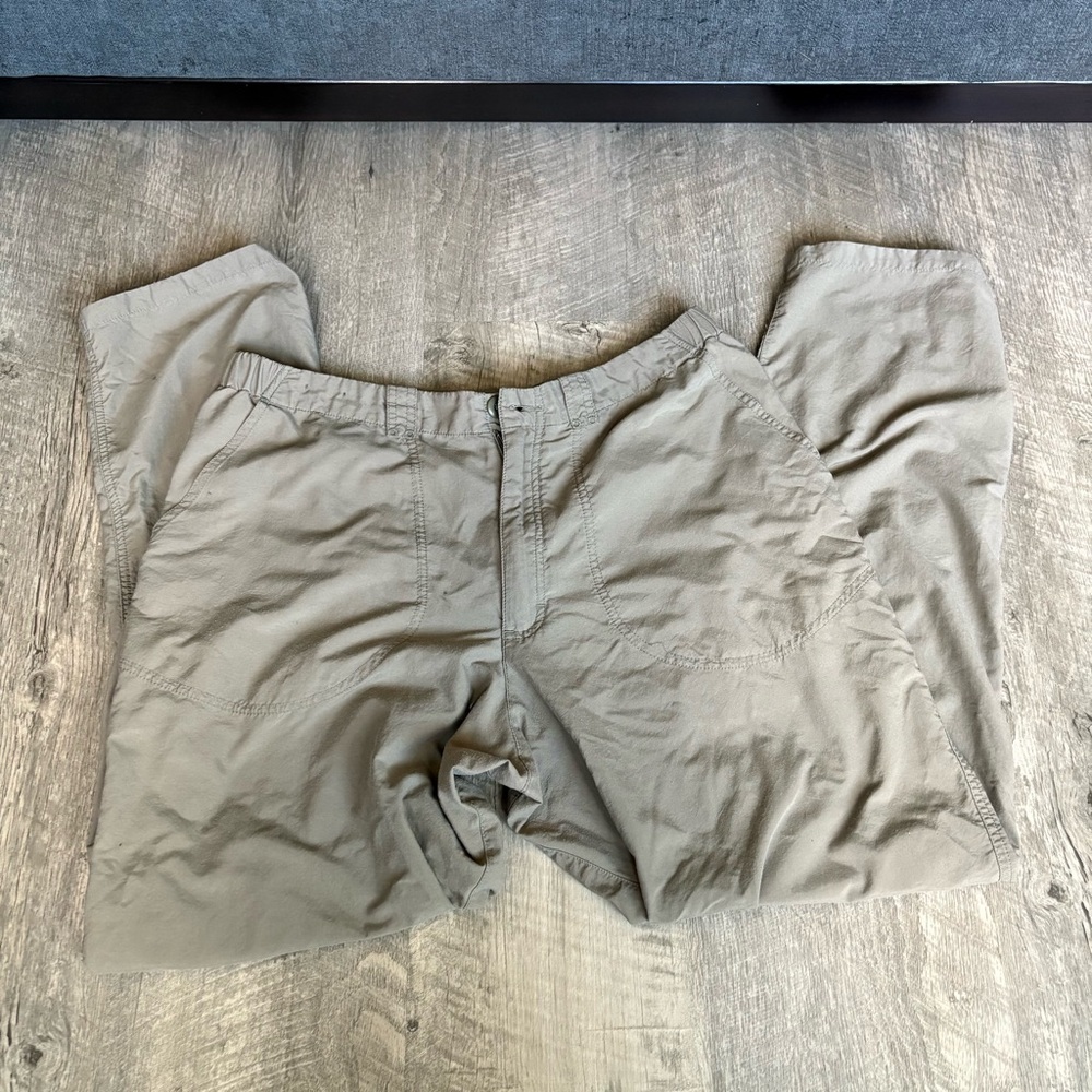 Patagonia Hiking Pants mens size large Gray outdoors gorpcore casual